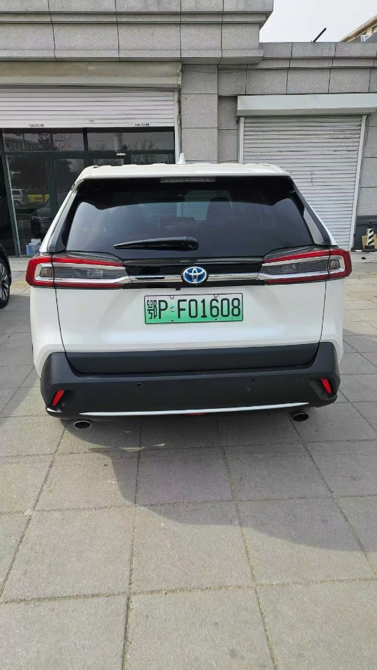 丰田 威兰达 新能源 2021款 威兰达 PHEV 2.5 无级 高性能版 两驱劲擎版