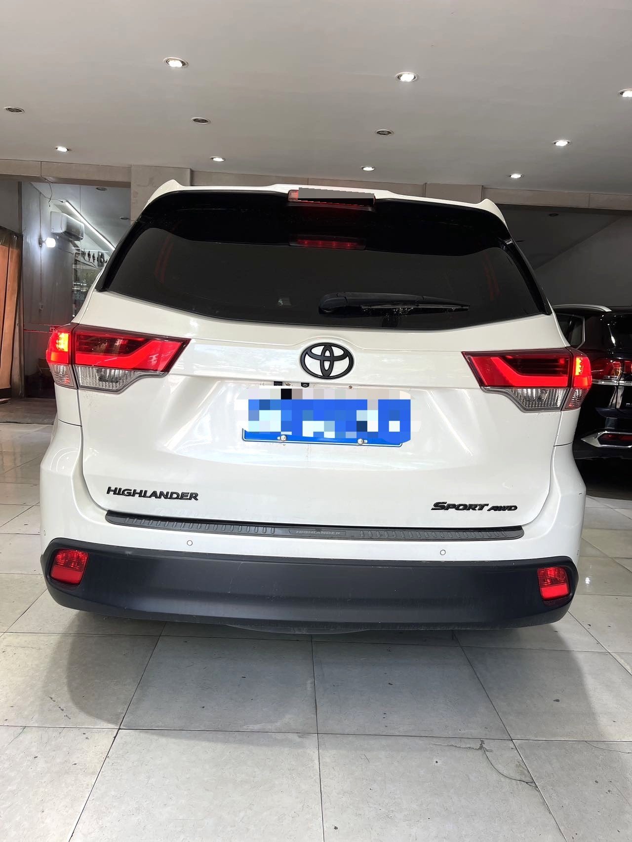 Toyota 2018 Highlander 2.0T 4WD Luxury 7-Seater