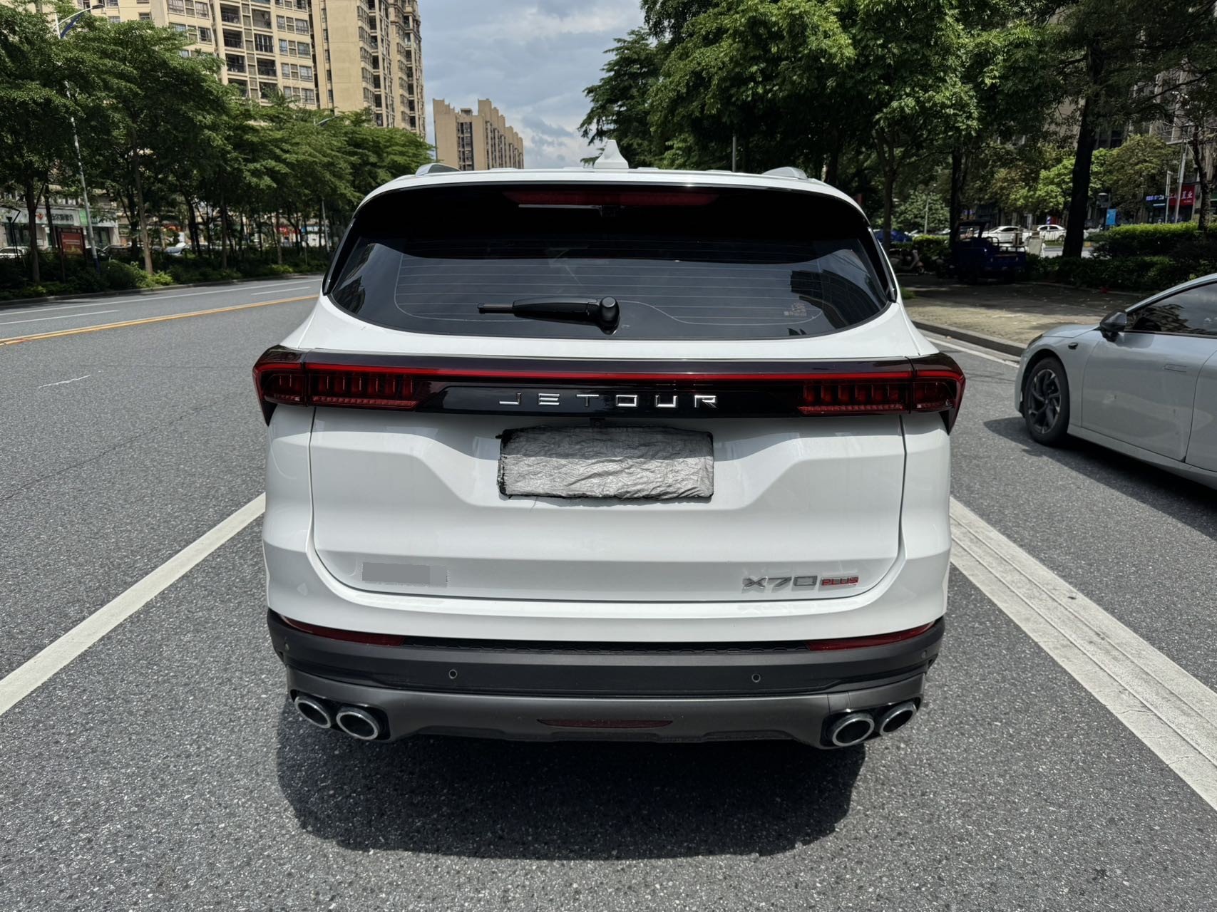 JETOUR 2025 X70 PLUS 1.5T Luxury Surge Edition 5-Seater