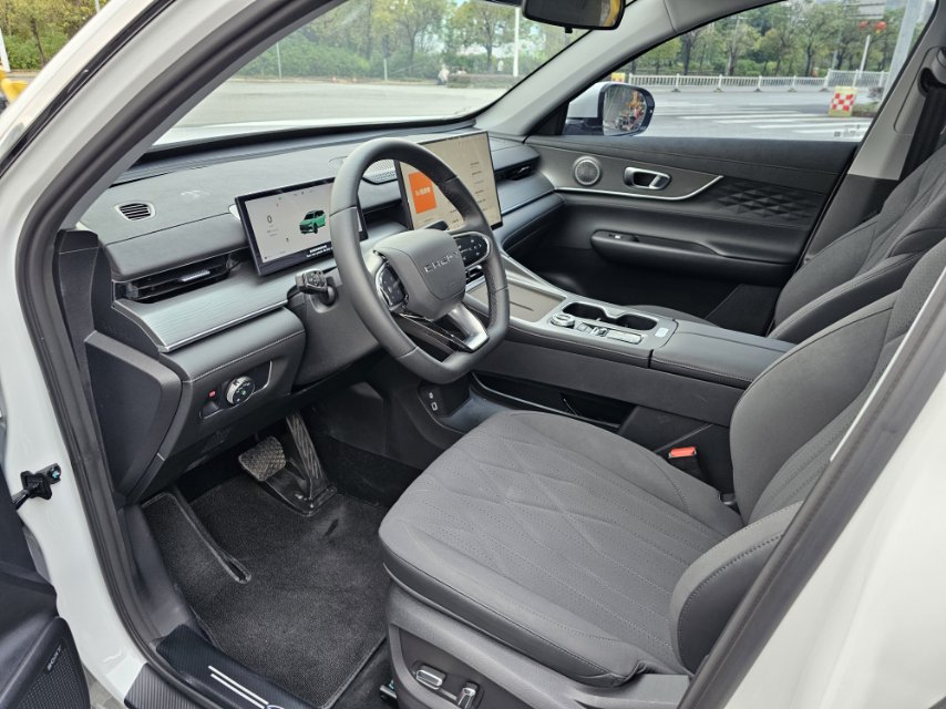 Chery 2025 Tiggo 8 PLUS 1.6TGDI 290TGDI Comfort