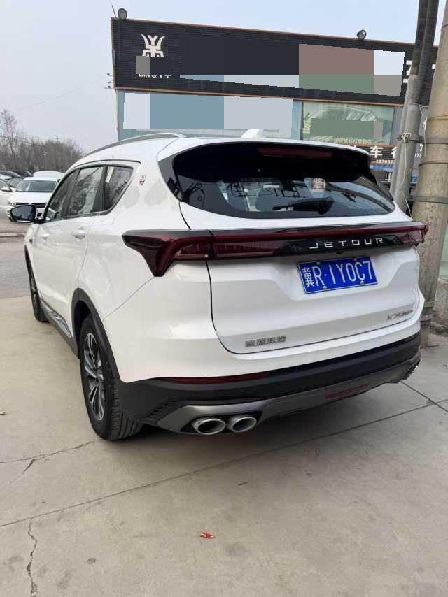 捷途 2023款 X70 PLUS 1.6T 强者PLUS5座
