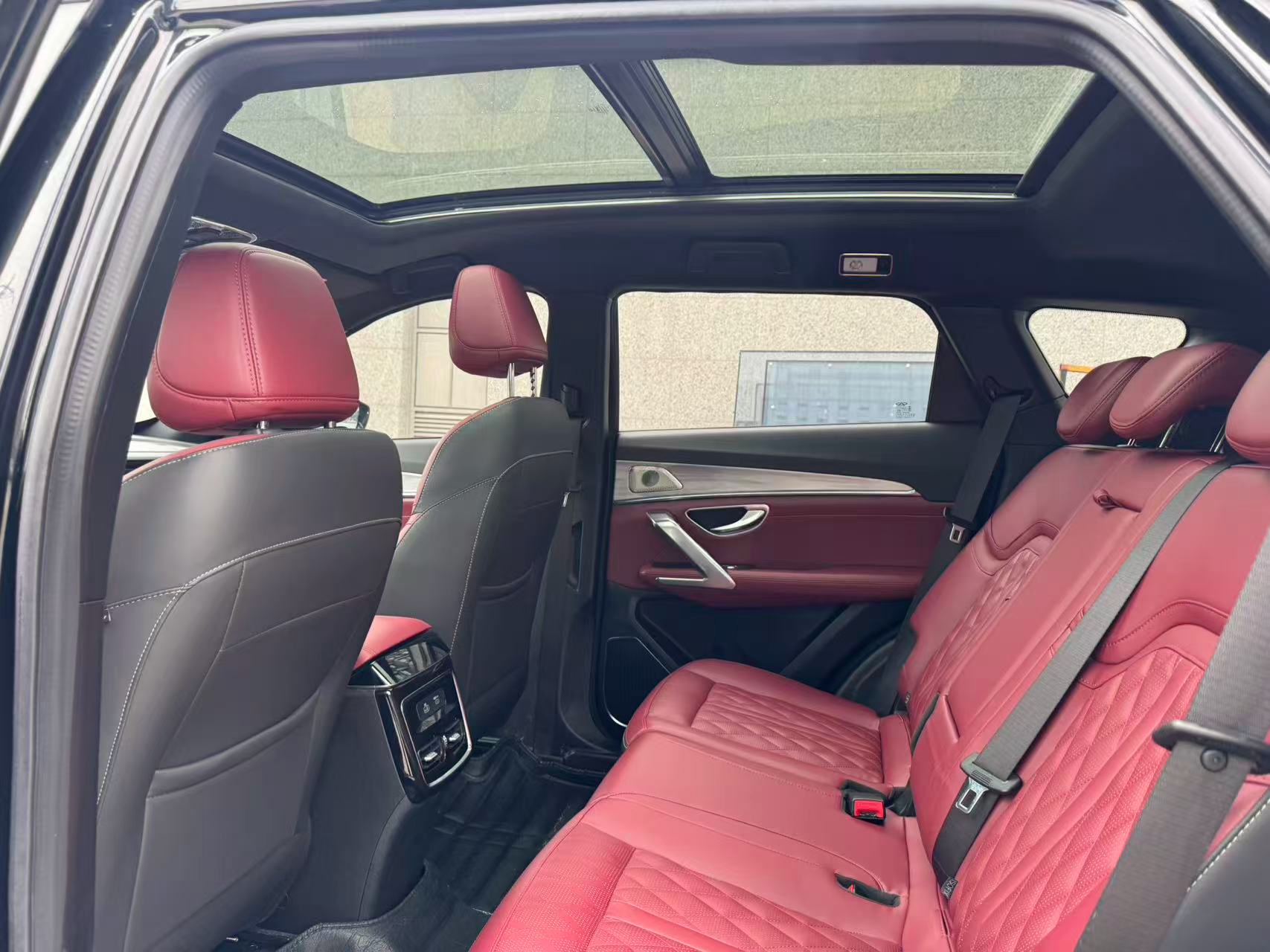 JETOUR 2023 X70 PLUS 1.6T Qiangzhe PRO 7-Seater