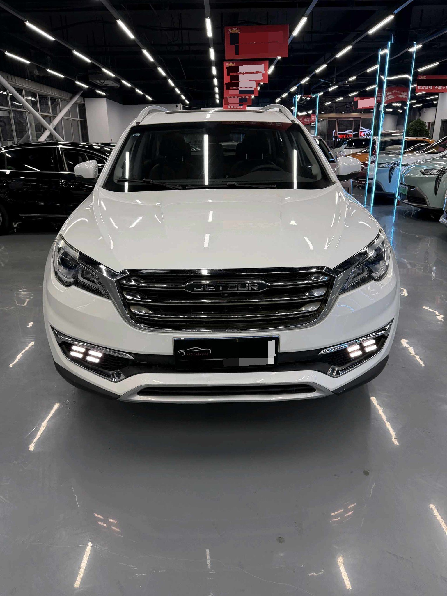 捷途 2020款 X70 1.5T 悦行版5座