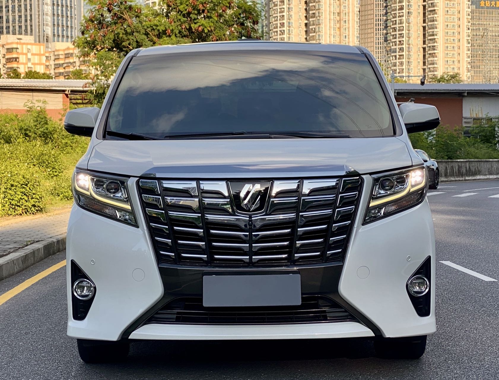 Toyota Alphard (Import) 2015 Alphard 3.5 Premium