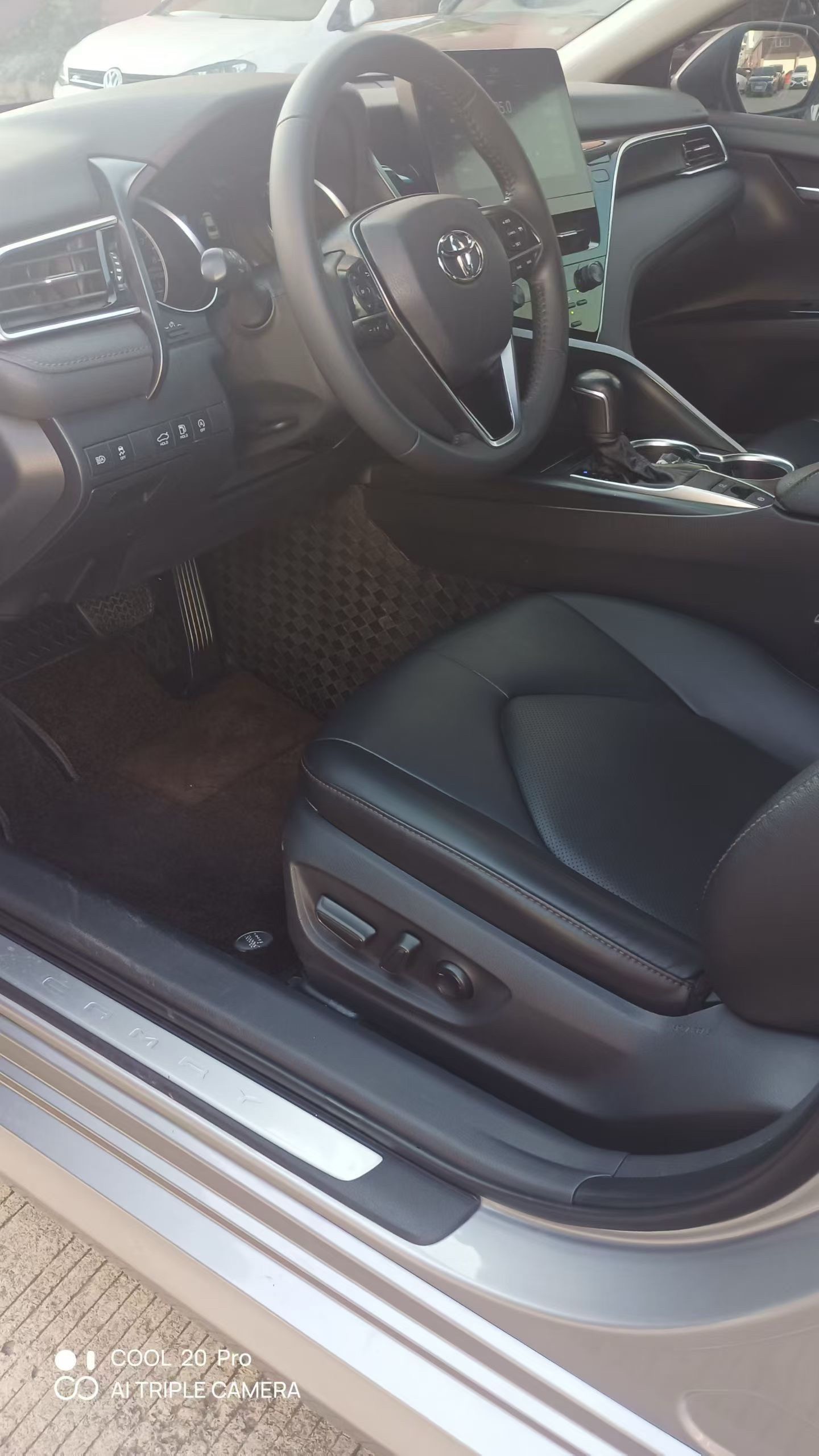 Toyota 2023 Camry 2.0G CVT Luxury Edition