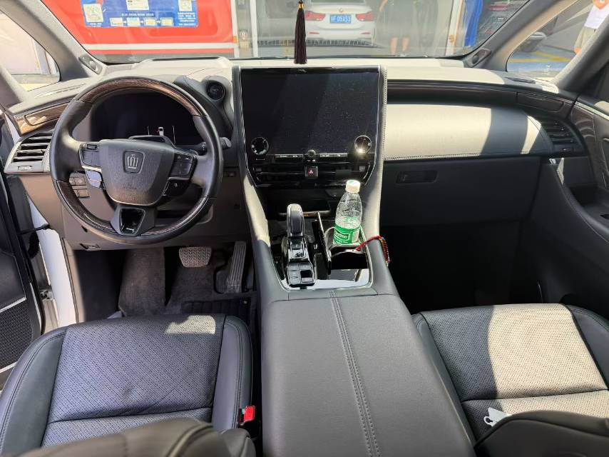 Toyota Vellfire (Import) 2024 Crown Vellfire 2.5 CVT Supreme Edition