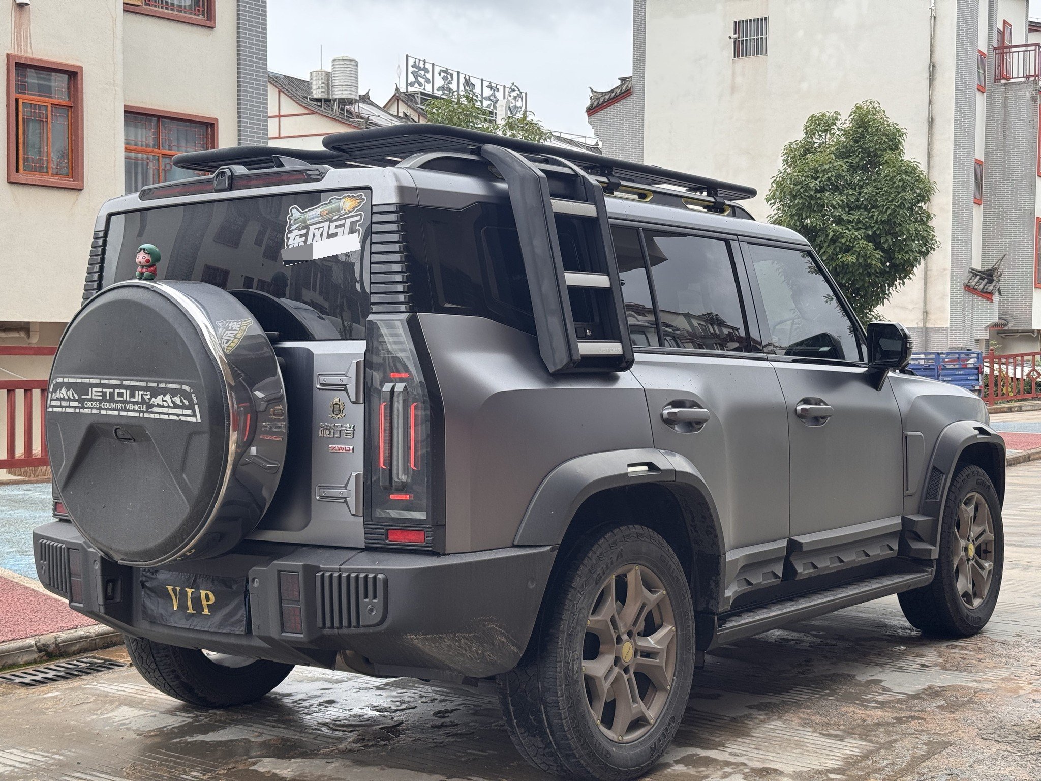 JETOUR 2023 Traveler 2.0T 4WD Conquest PRO