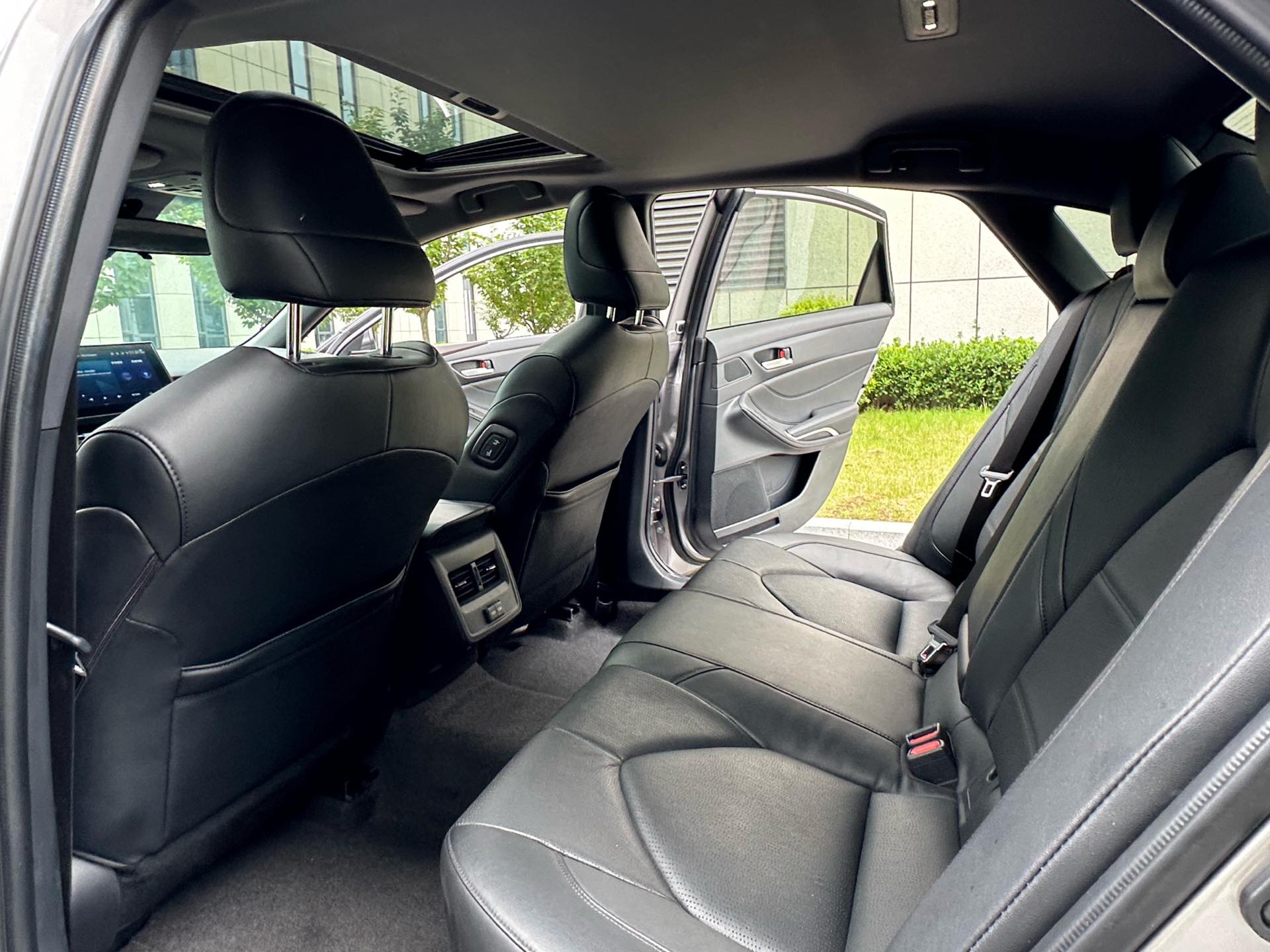 Toyota 2022 Avalon 2.0 CVT Luxury Edition