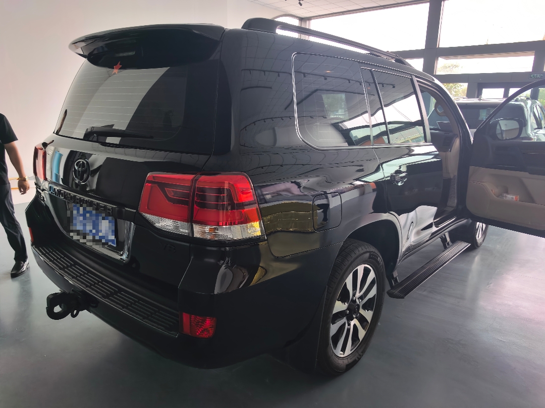Toyota Land Cruiser (Import) 2018 Land Cruiser 4.0L Middle East Version