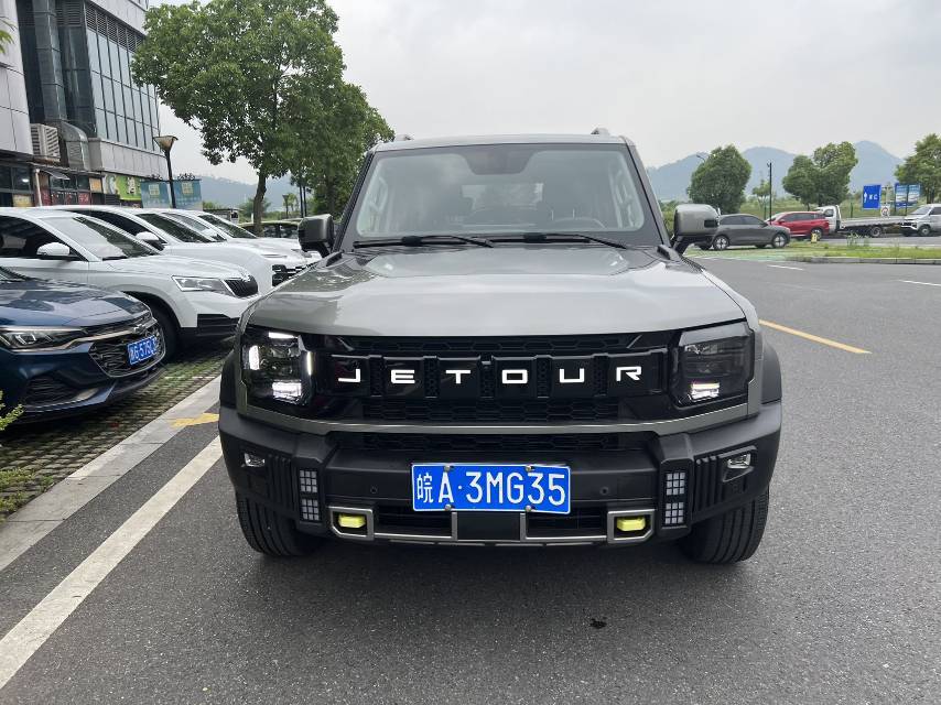 捷途 2023款 旅行者 1.5T 两驱发现PRO