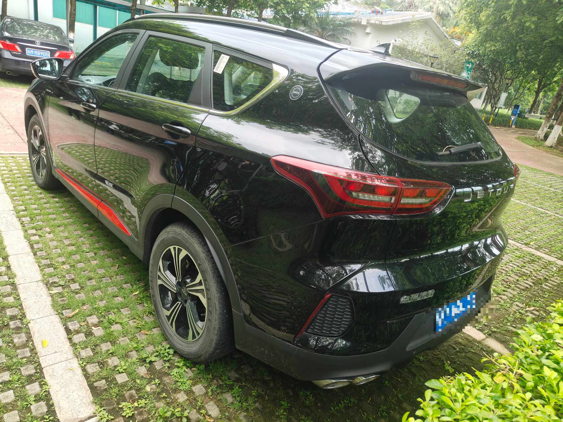 捷途 2023款 X70 1.5T 超越PRO版7座
