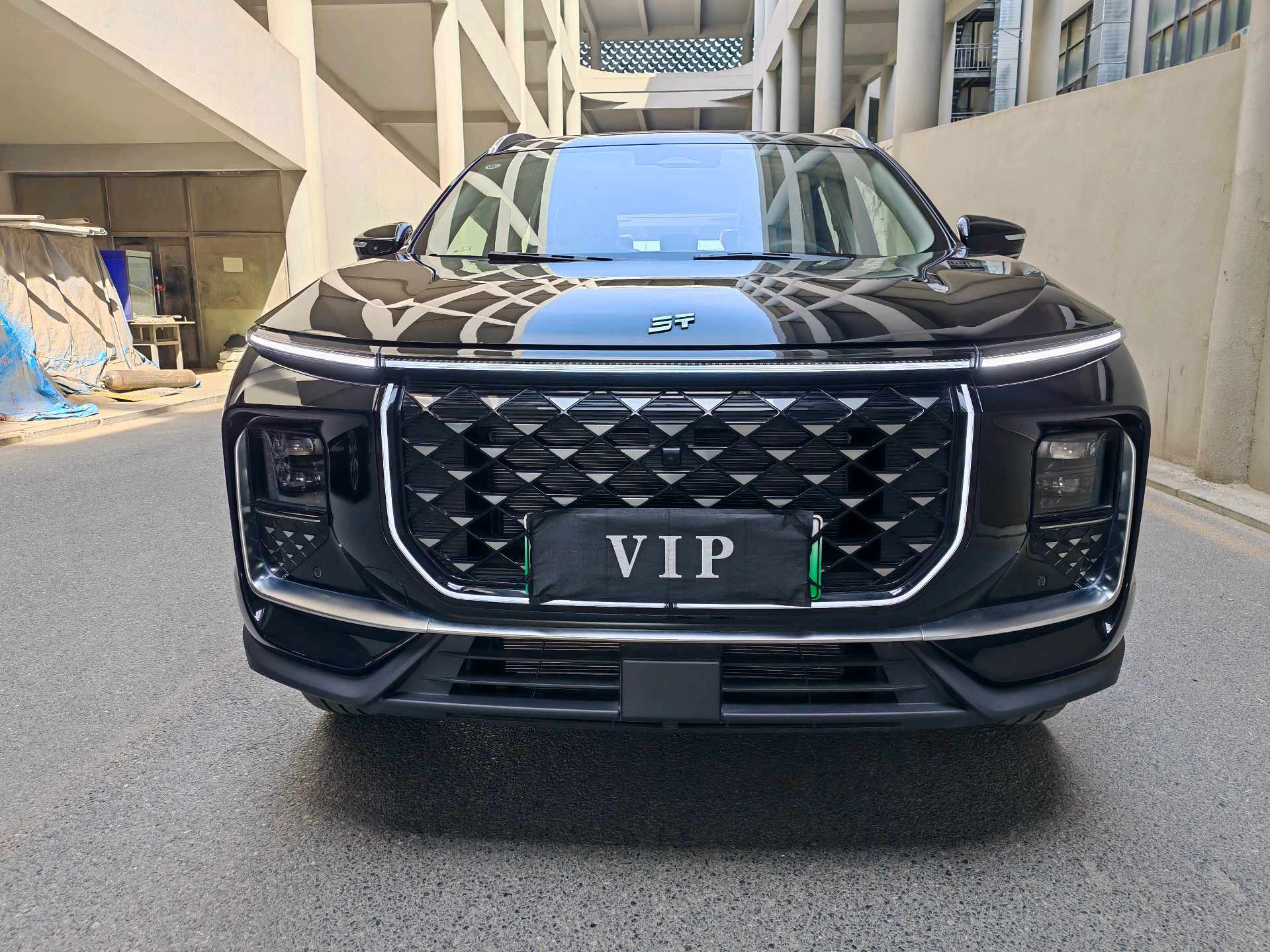 JETOUR 2023 Shanhai L9 1.5TD Pro 7-Seater