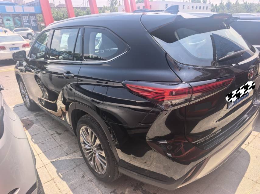 Toyota 2022 Highlander 2.0T 380T 4WD Luxury 7-Seater