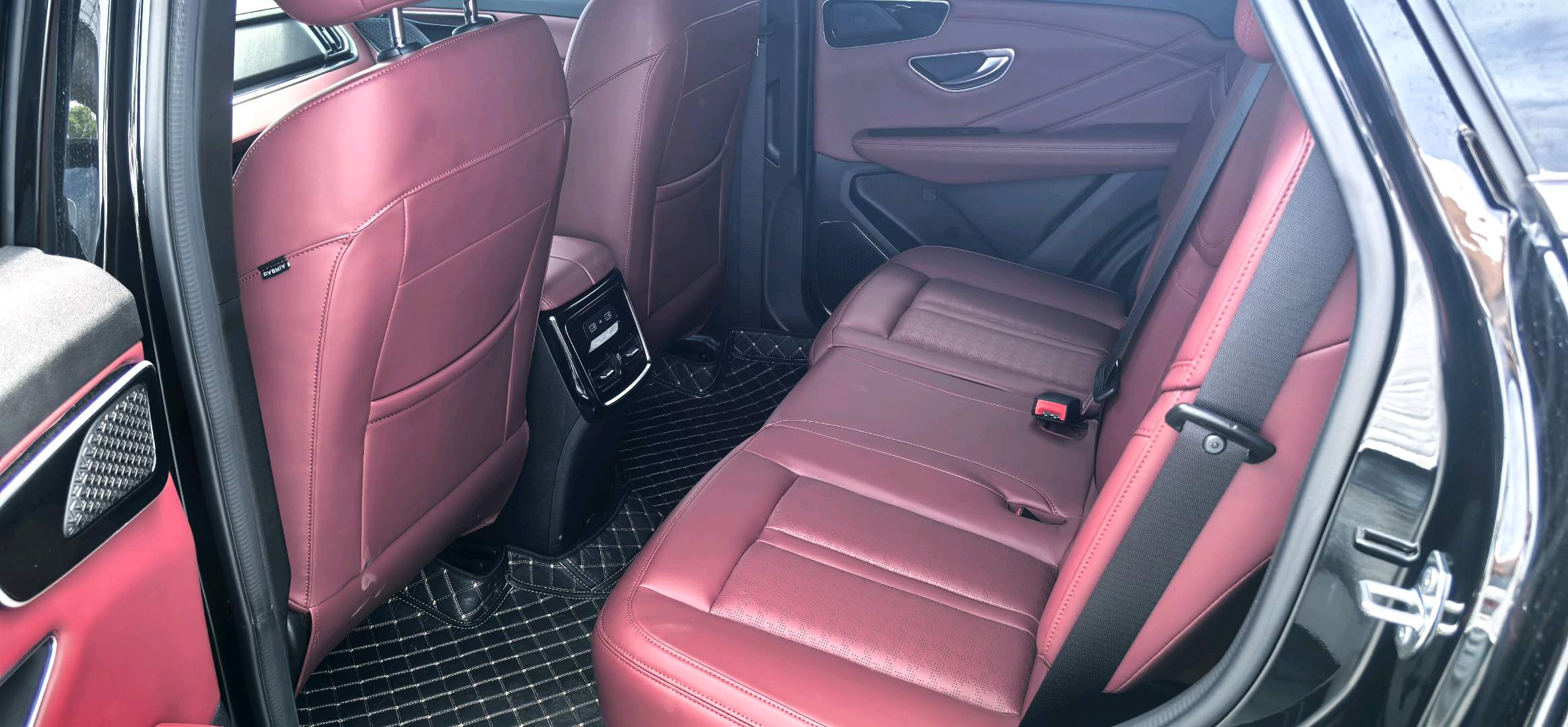 JETOUR 2026 X70 PLUS 1.5T Comfort 7-Seater