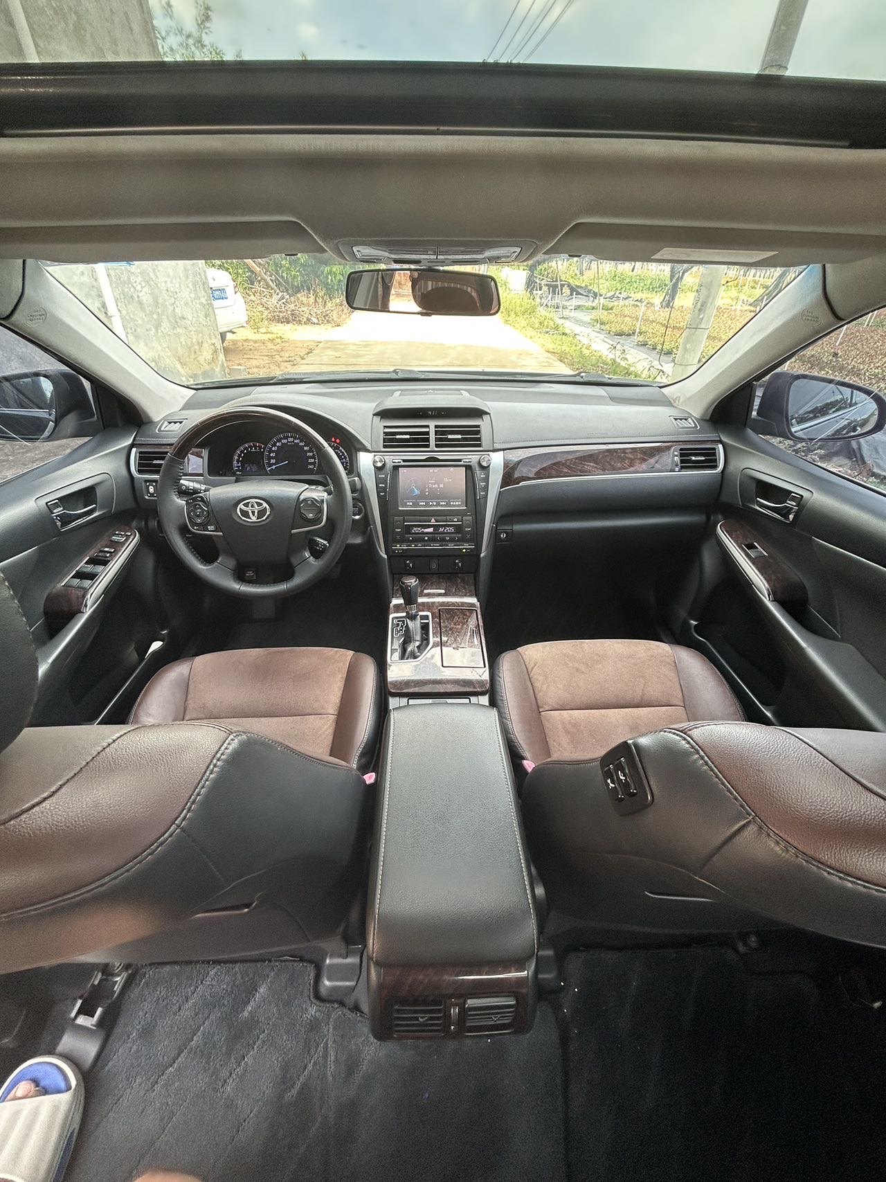 Toyota 2016 Camry 2.5G 10th Anniversary Luxury Navigation Edition