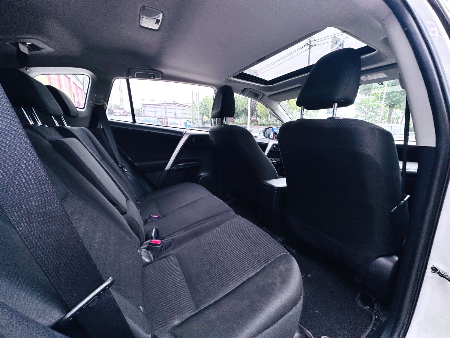 Toyota 2019 RAV4 2.0 CVT 2WD Fashion X Limited Edition