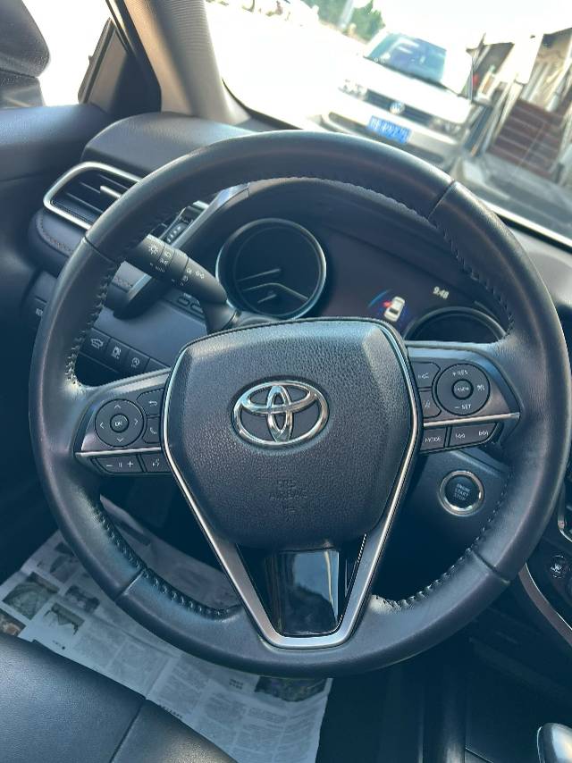 Toyota 2023 Camry 2.0G CVT Luxury Edition