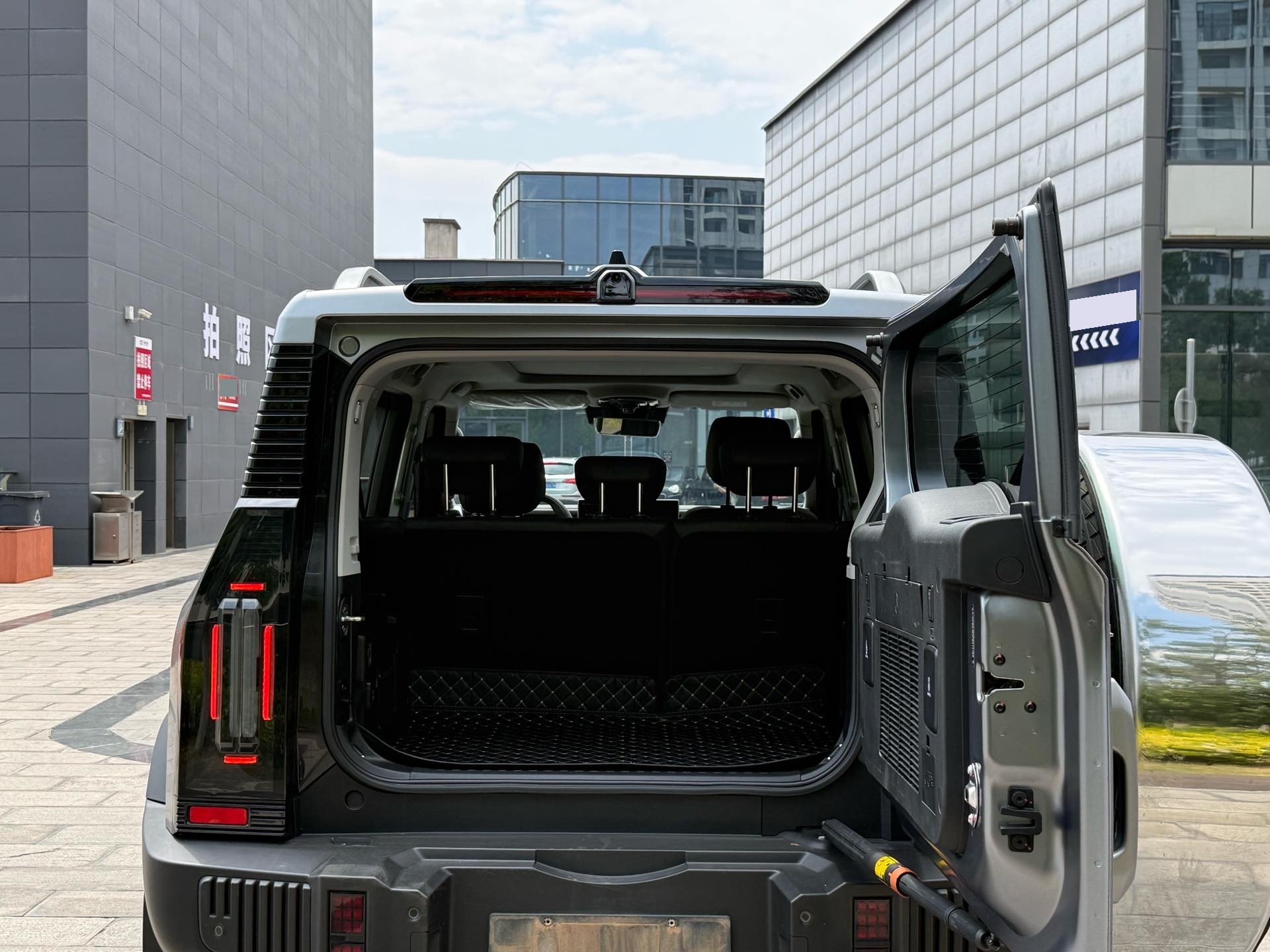 JETOUR 2023 Traveler 2.0T 4WD Conquest