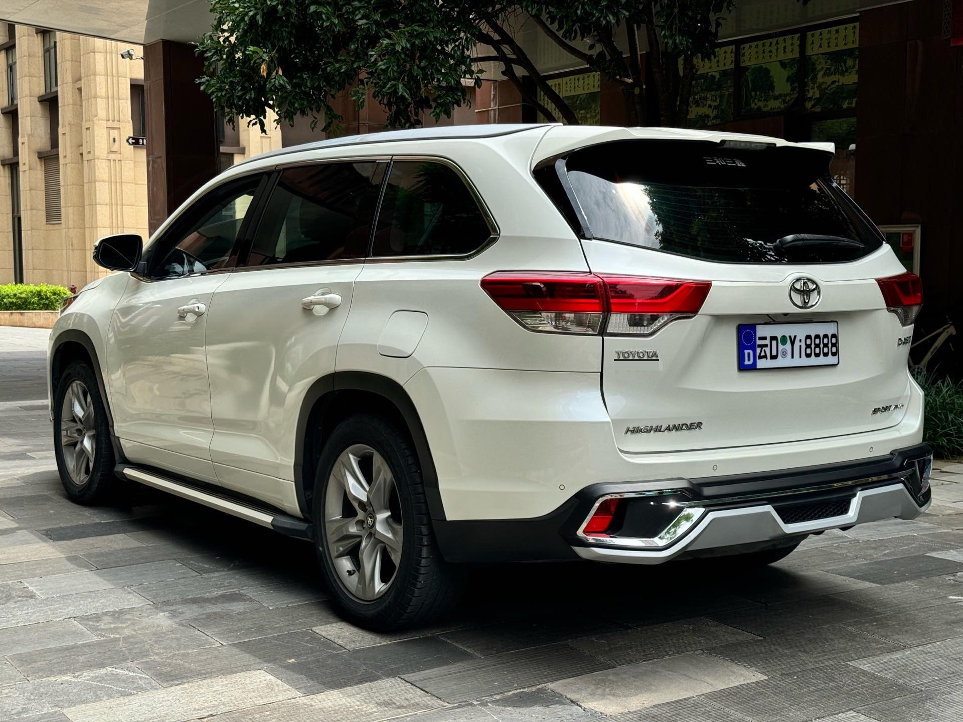 Toyota 2018 Highlander 2.0T 4WD Luxury 7-Seater