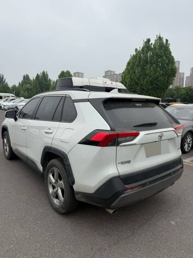 Toyota 2022 RAV4 2.0 CVT 2WD Fashion Plus