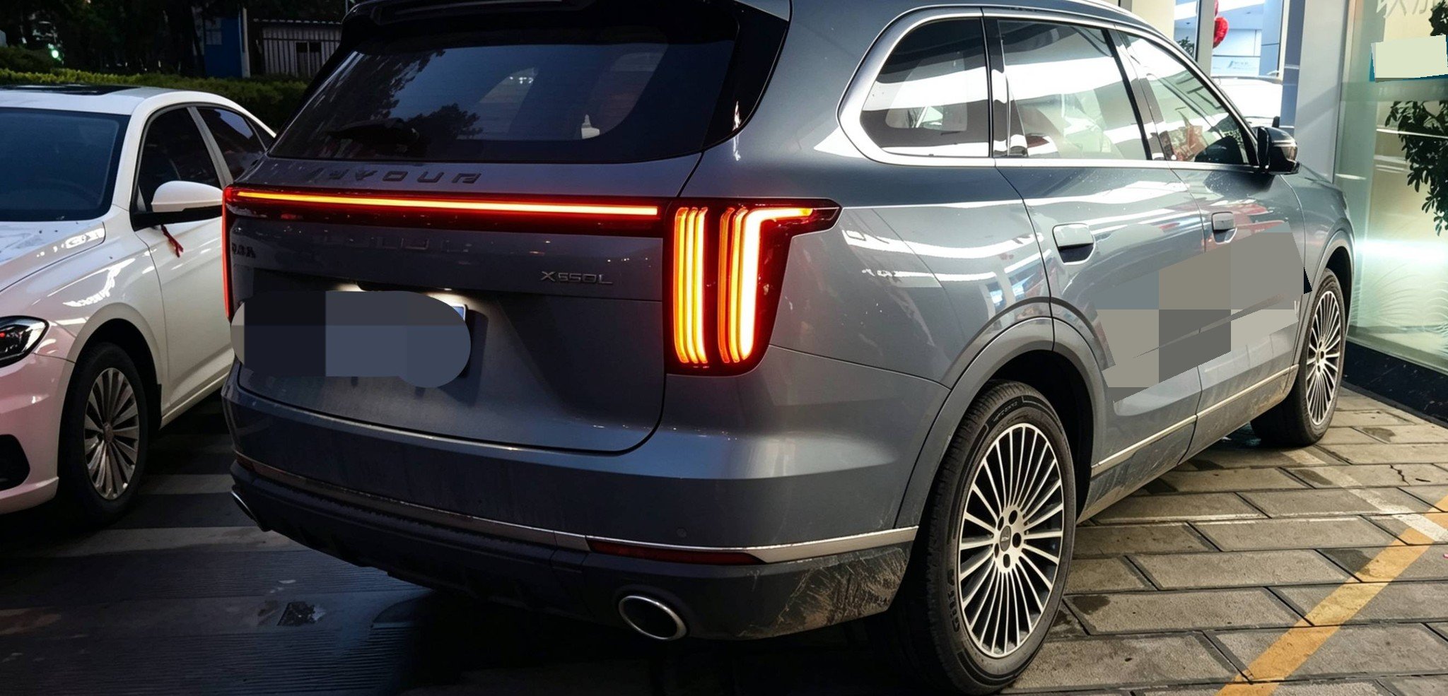 JETOUR 2025 X70L 2.0TD Flagship 7-Seater