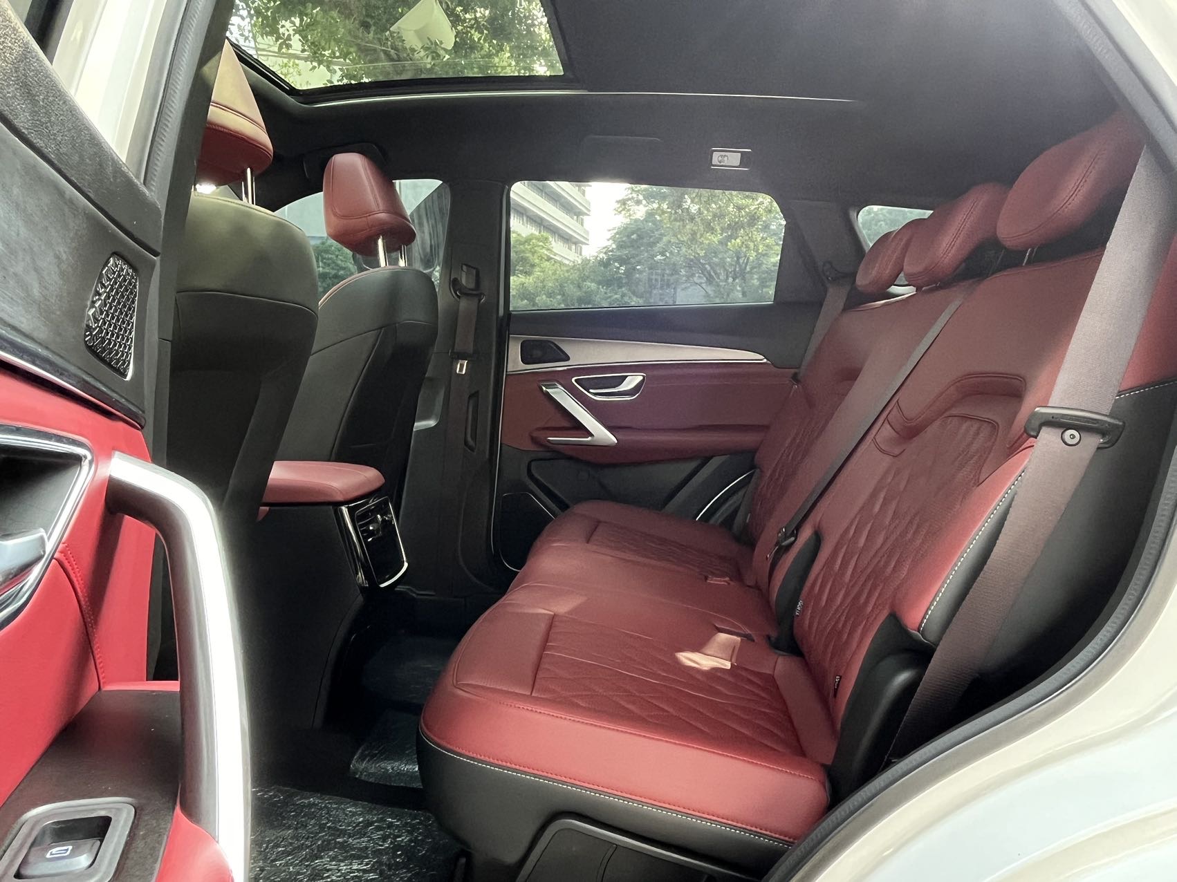 JETOUR 2024 X70 PLUS 1.5T Champion Edition MAX 5-Seater
