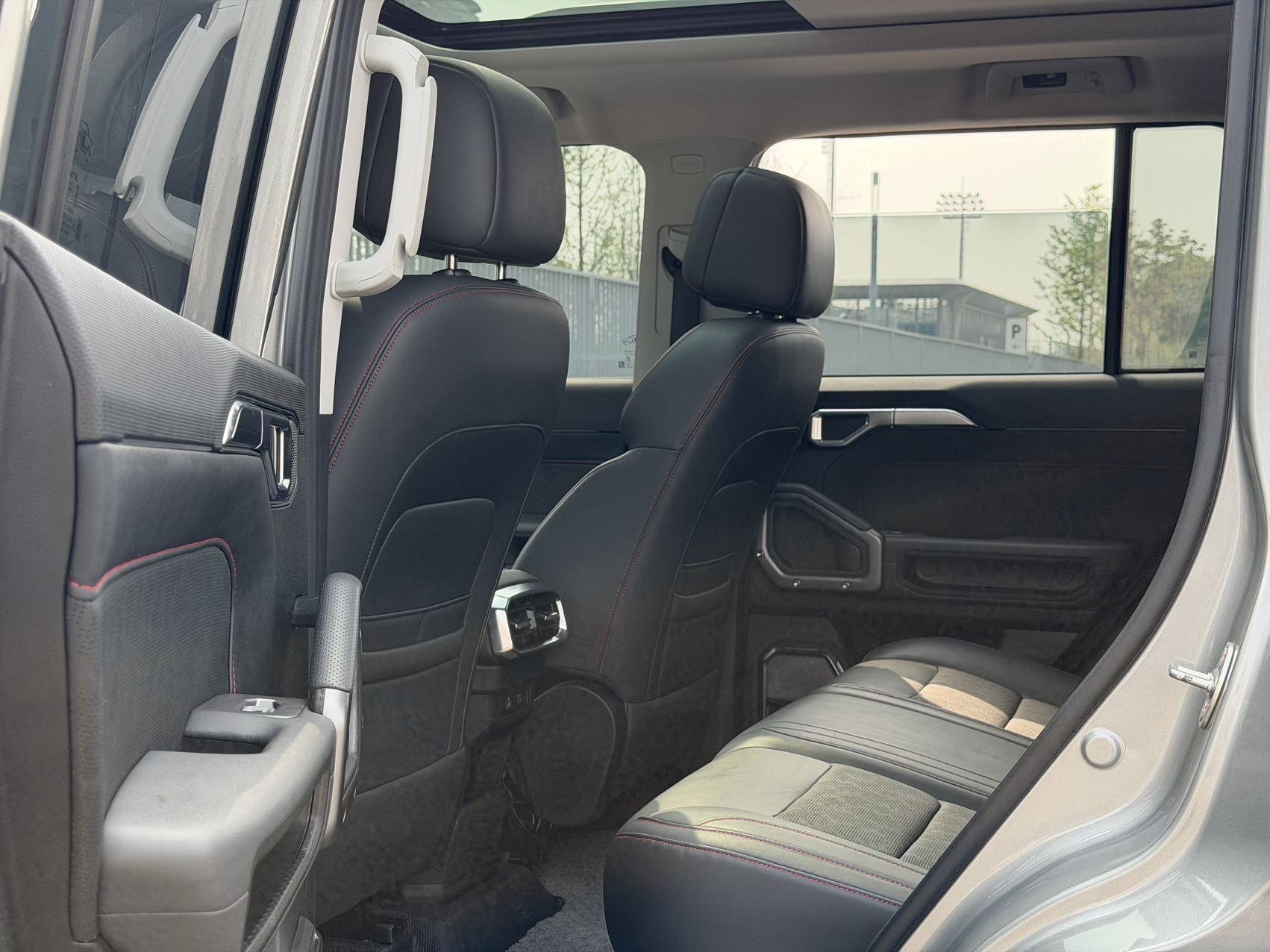 JETOUR 2023 Traveler 2.0T 4WD Cross PRO