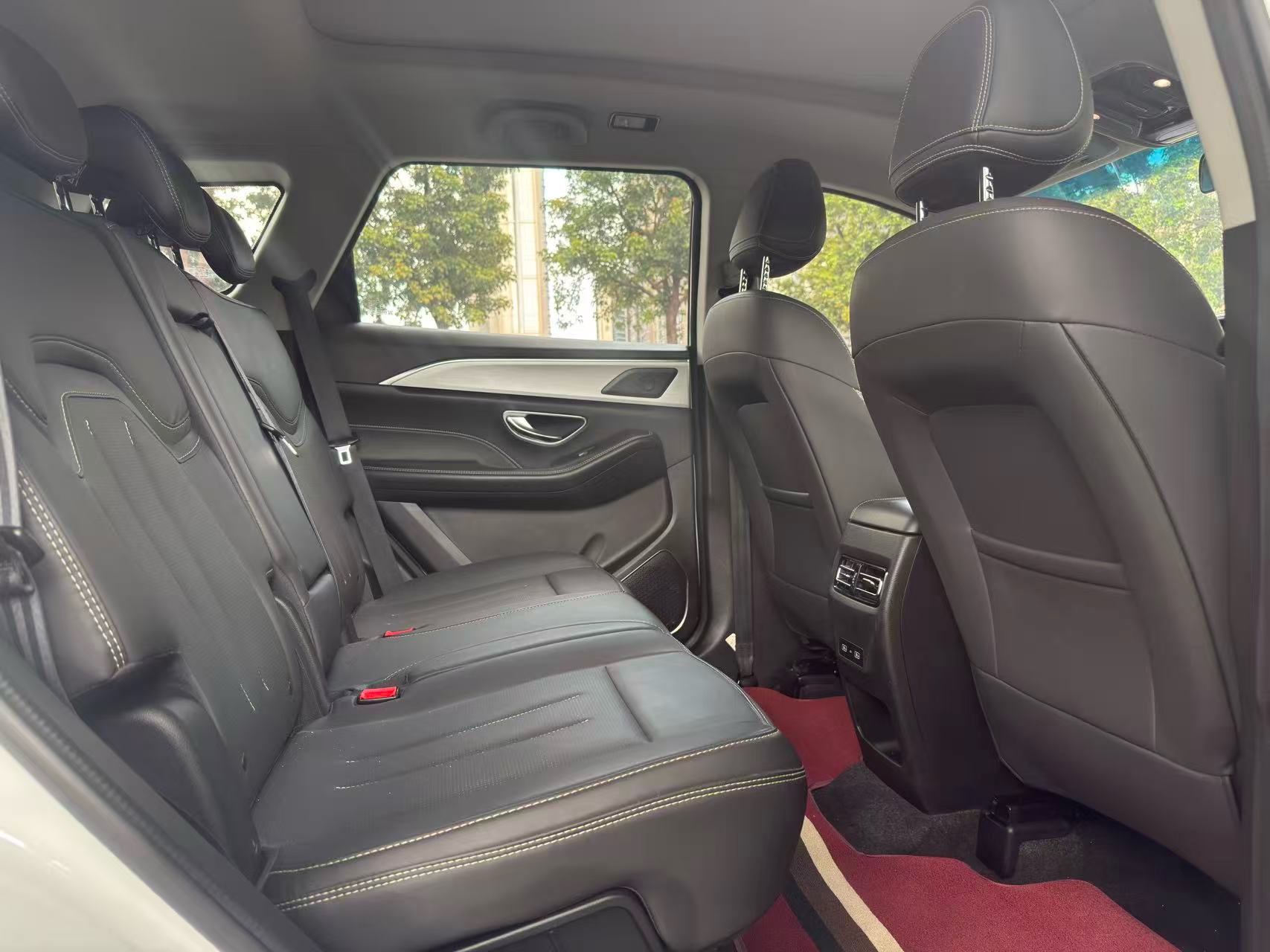 JETOUR 2023 X90 PLUS 1.6TD Flat Layer + 5 Seats