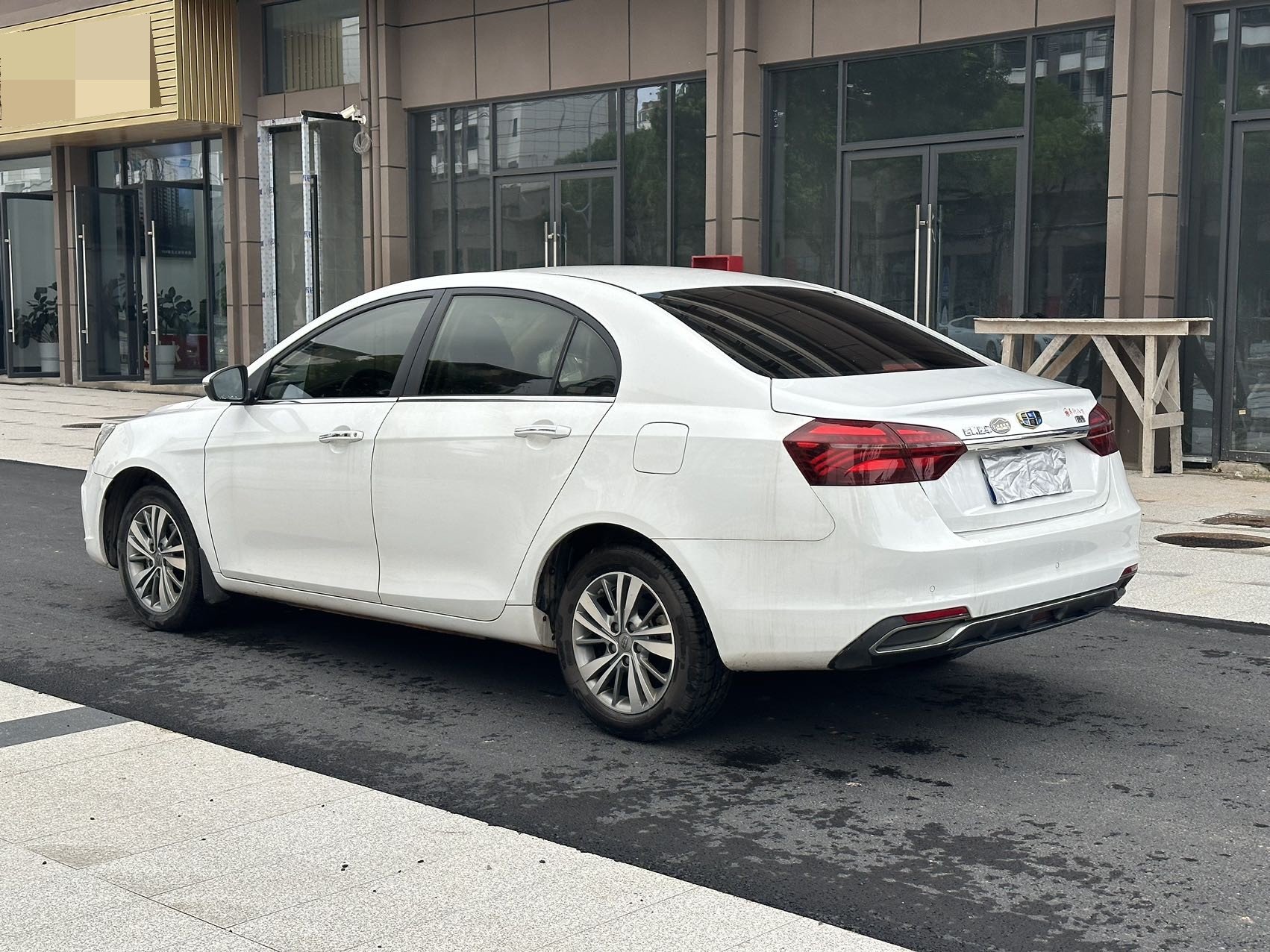 Geely 2018 Emgrand Sedan 1.5 Luxury