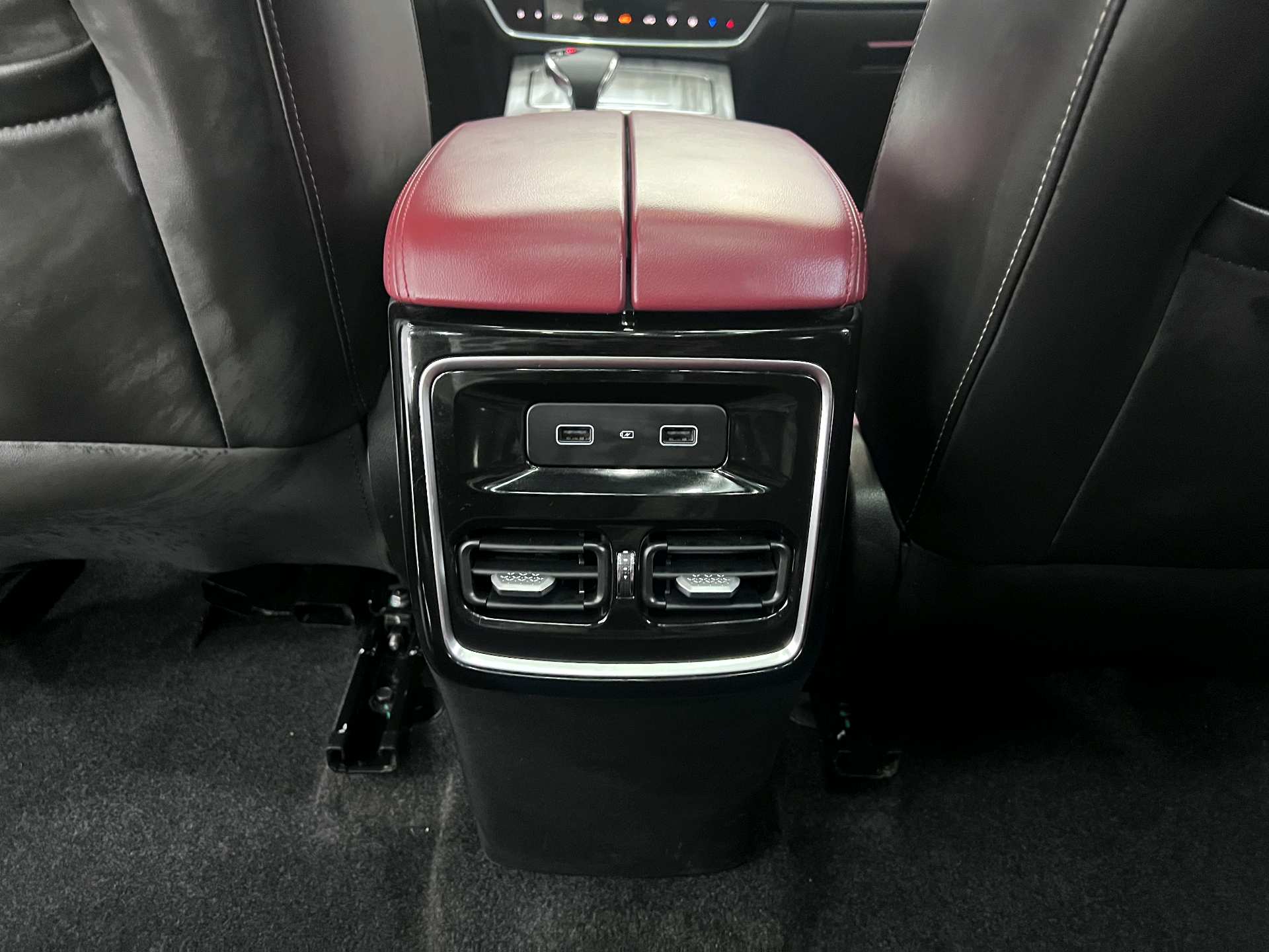 JETOUR 2023 X70 PLUS 1.5T Yongzhe PLUS 5-Seater
