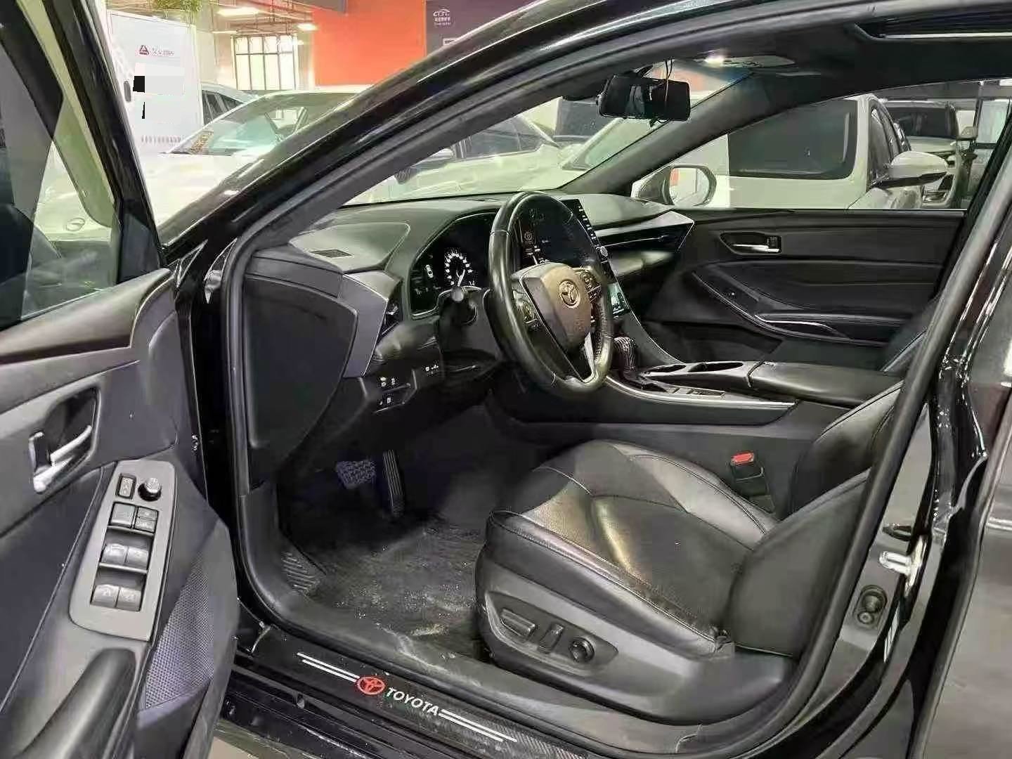 Toyota 2019 Avalon 2.0 CVT XLE Premium