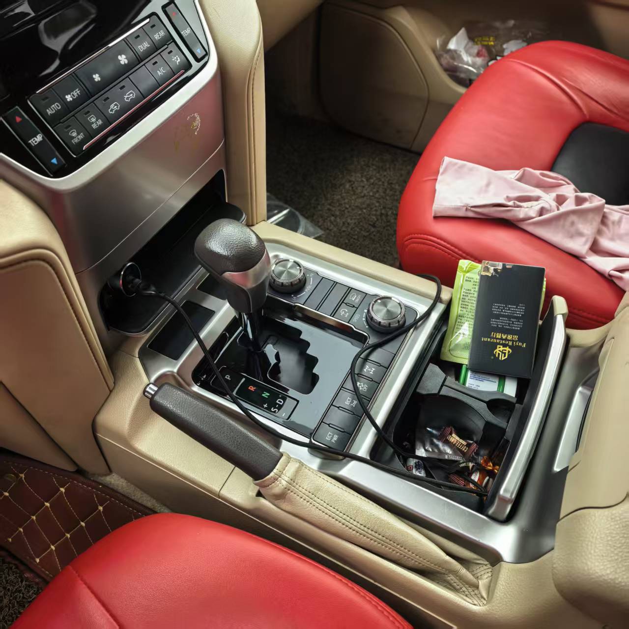 Toyota Land Cruiser (Import) 2019 Land Cruiser 4.0 GXR GT Middle East Version