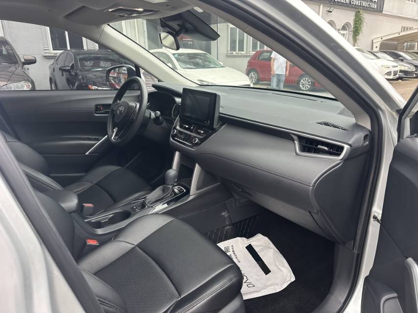 Toyota 2022 Frontlander 2.0 CVT Leading Edition