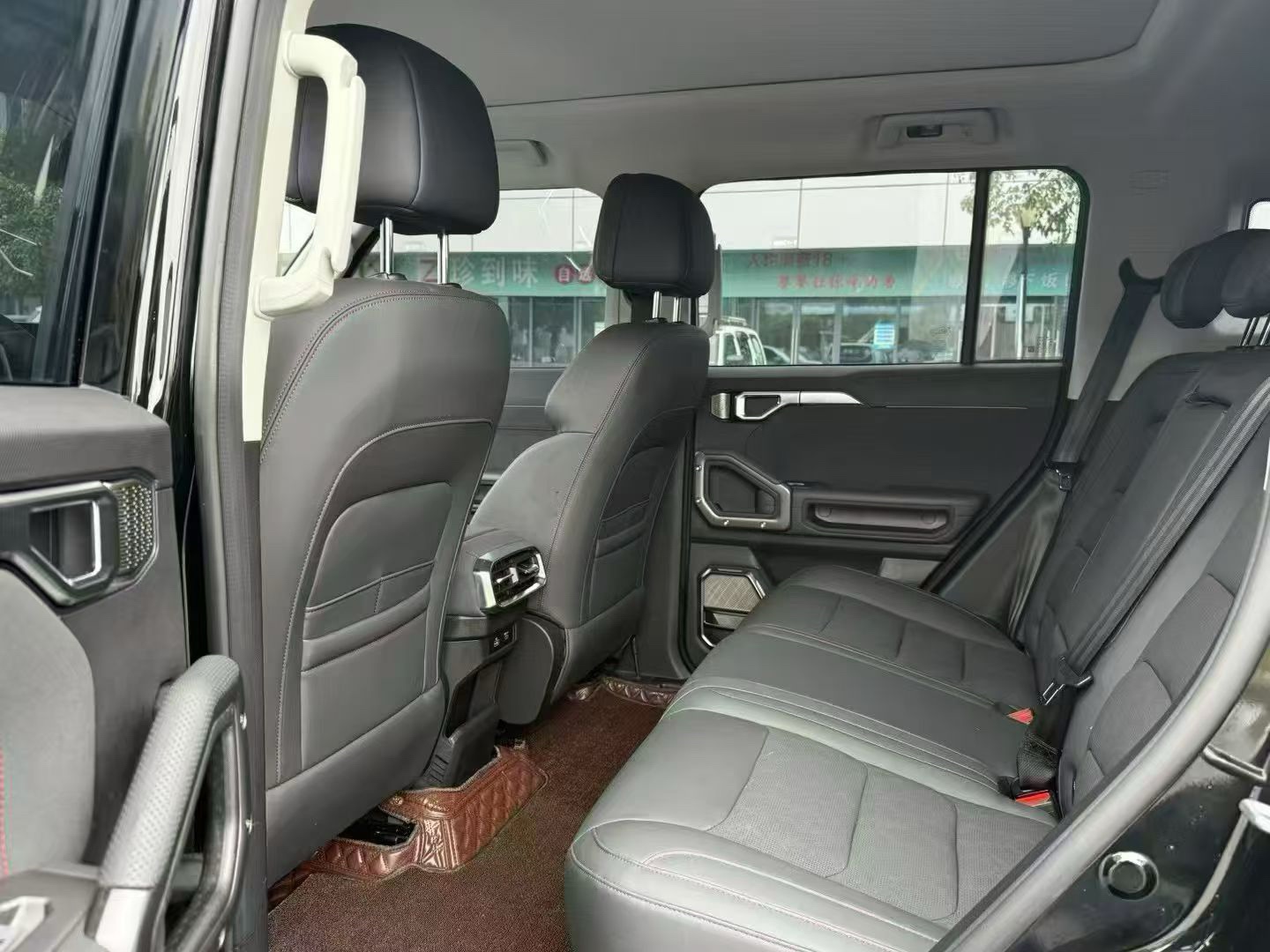 JETOUR 2023 Traveler 1.5T 2WD Discovery PRO