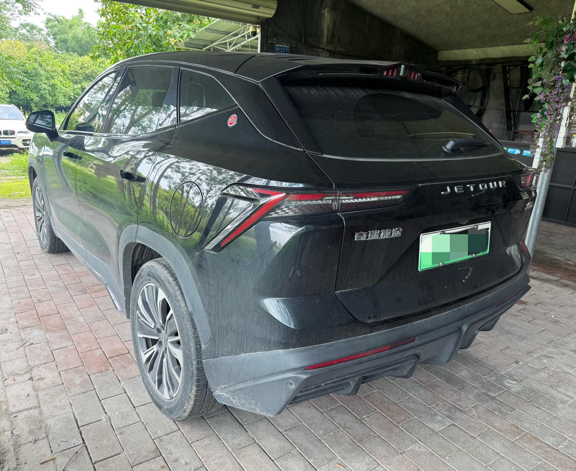 捷途 2023款 大圣 i-DM 1.5T 闪电