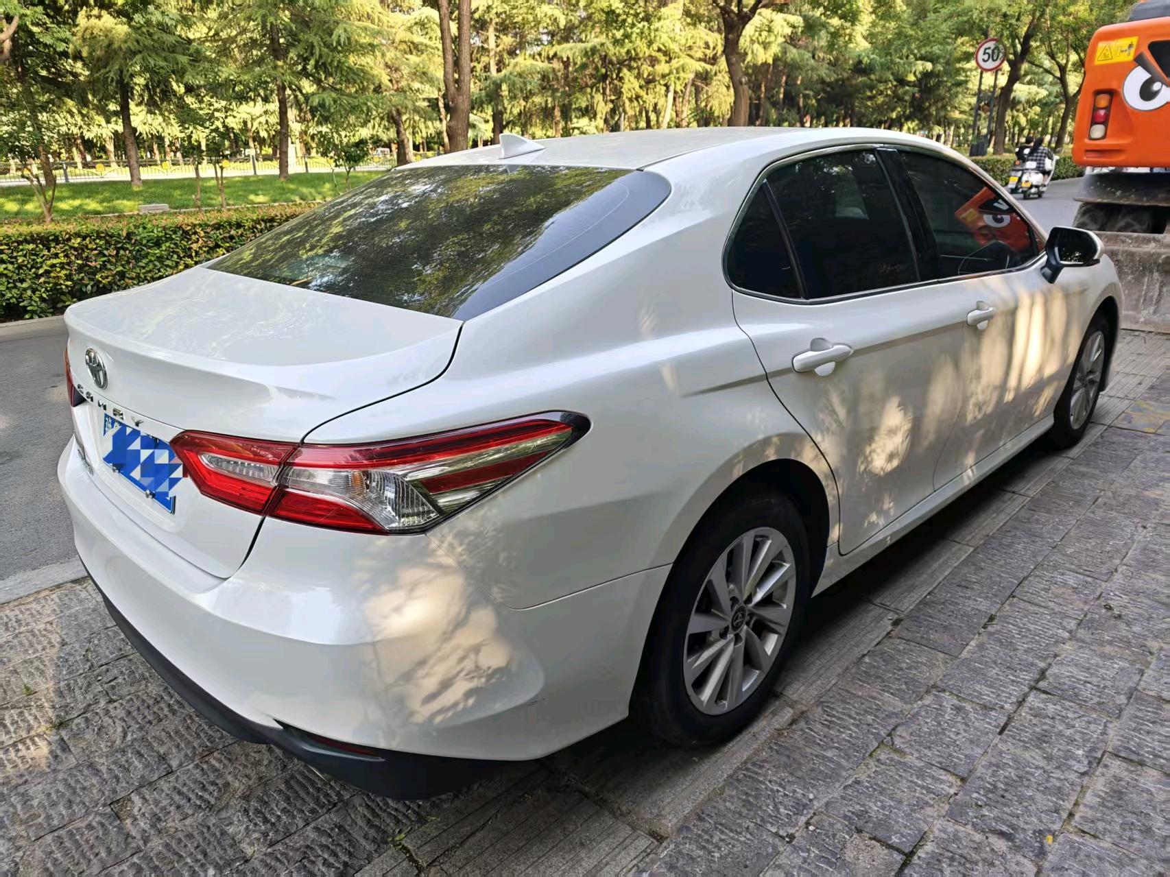 Toyota 2021 Camry 2.0G CVT Luxury Edition