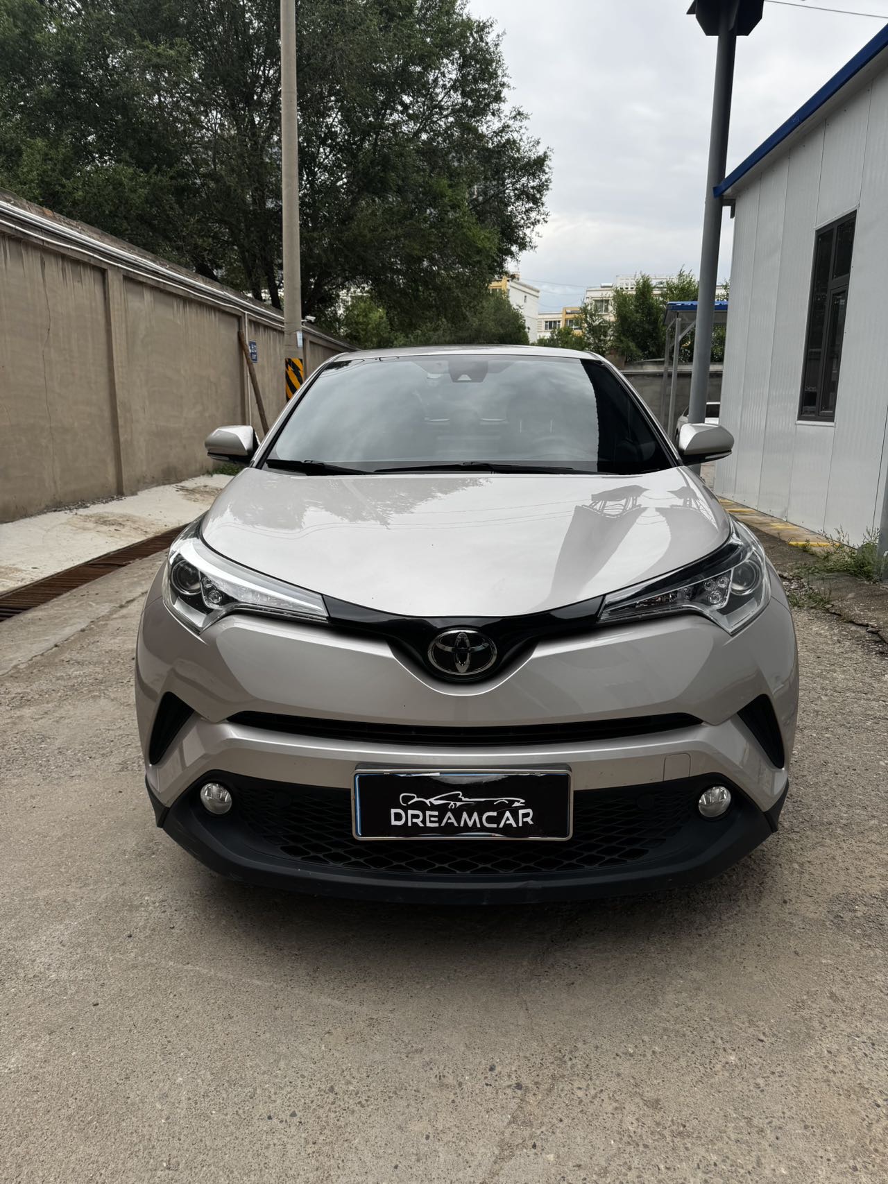 Toyota 2020 C-HR 2.0 CVT Leading Edition