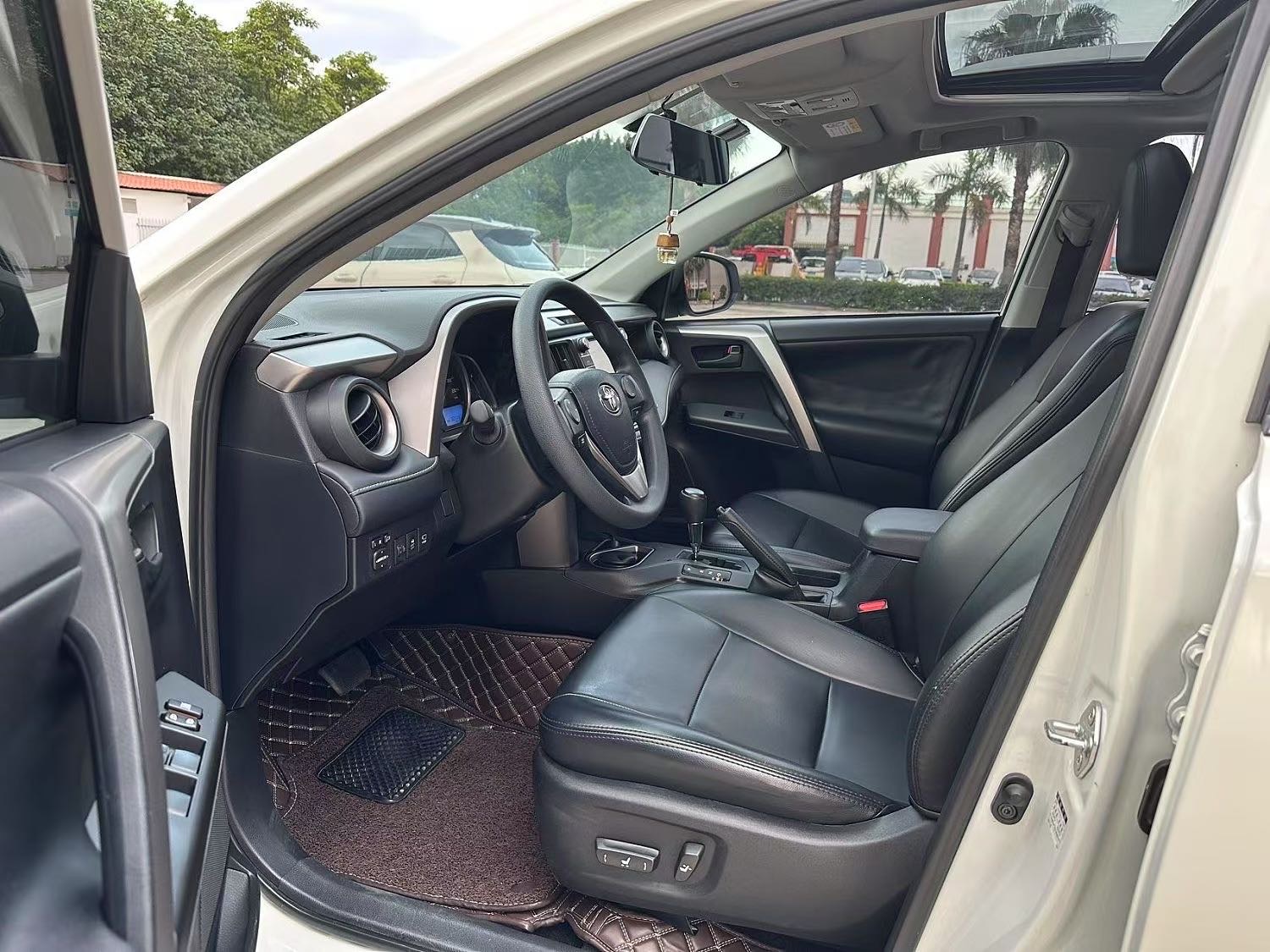 Toyota 2019 RAV4 2.0 CVT 2WD Pioneer Edition