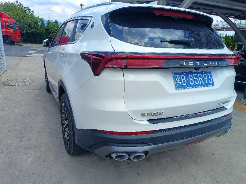 JETOUR 2024 X70 PLUS 1.5T Champion Edition PRO 5-Seater