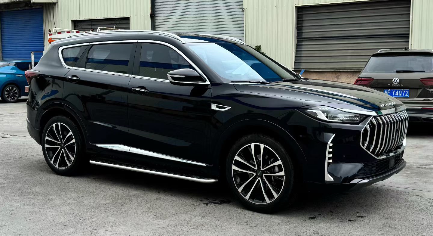 JETOUR 2023 X70 PLUS 1.6T Qiangzhe PRO 5-Seater