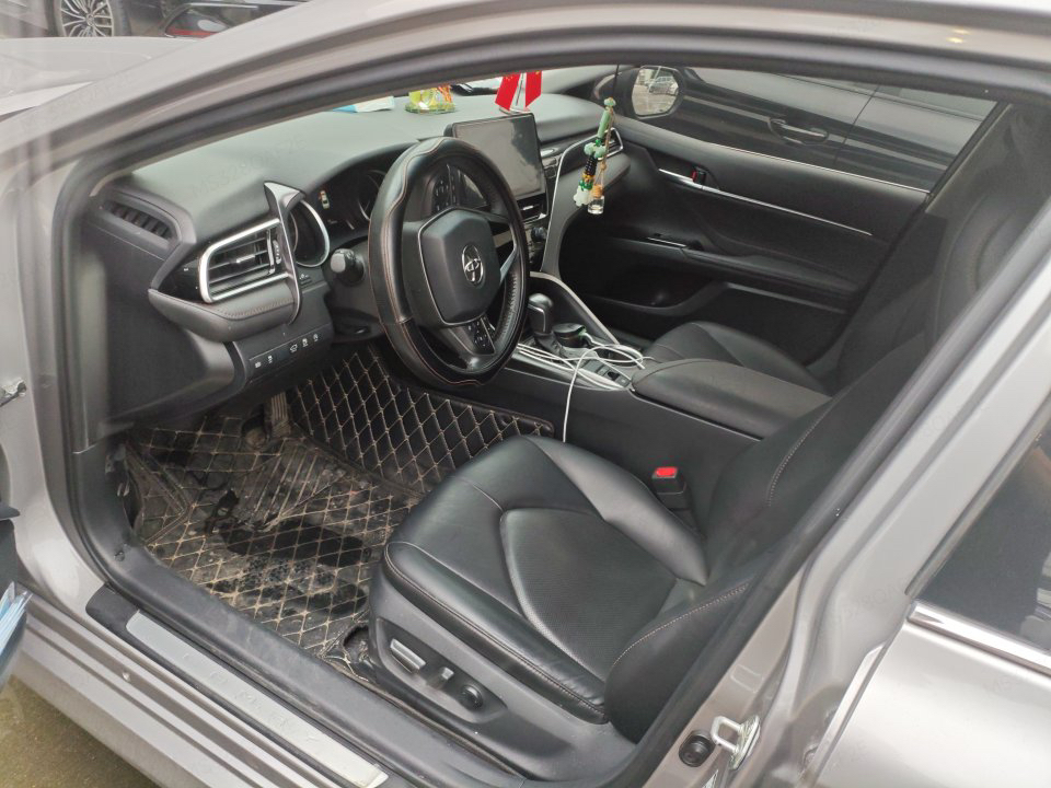 Toyota 2021 Camry 2.0G CVT Luxury Edition