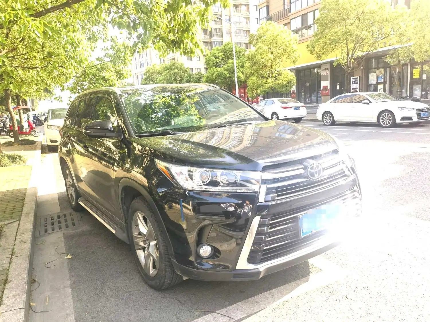 Toyota 2019 Highlander 2.0T 4WD Premium 7-Seater