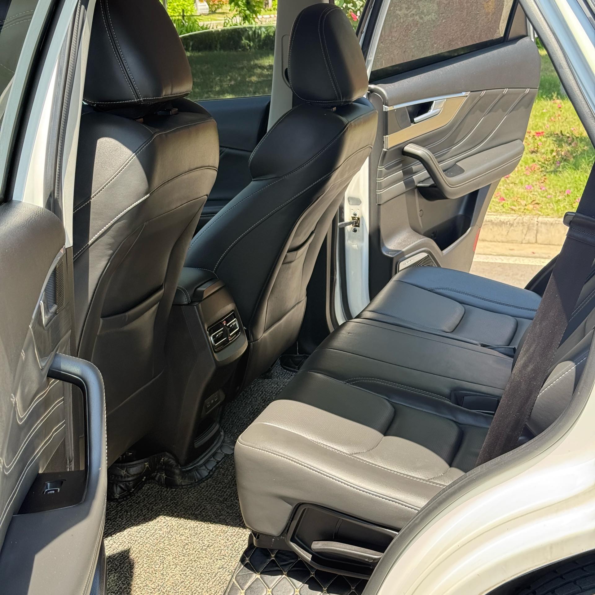 JETOUR 2019 X70S 1.5T Tantu Edition 6-Seater