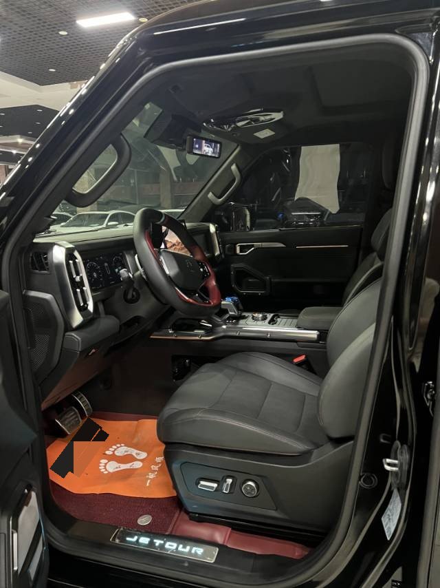 JETOUR 2023 Traveler 2.0T 4WD Cross PRO
