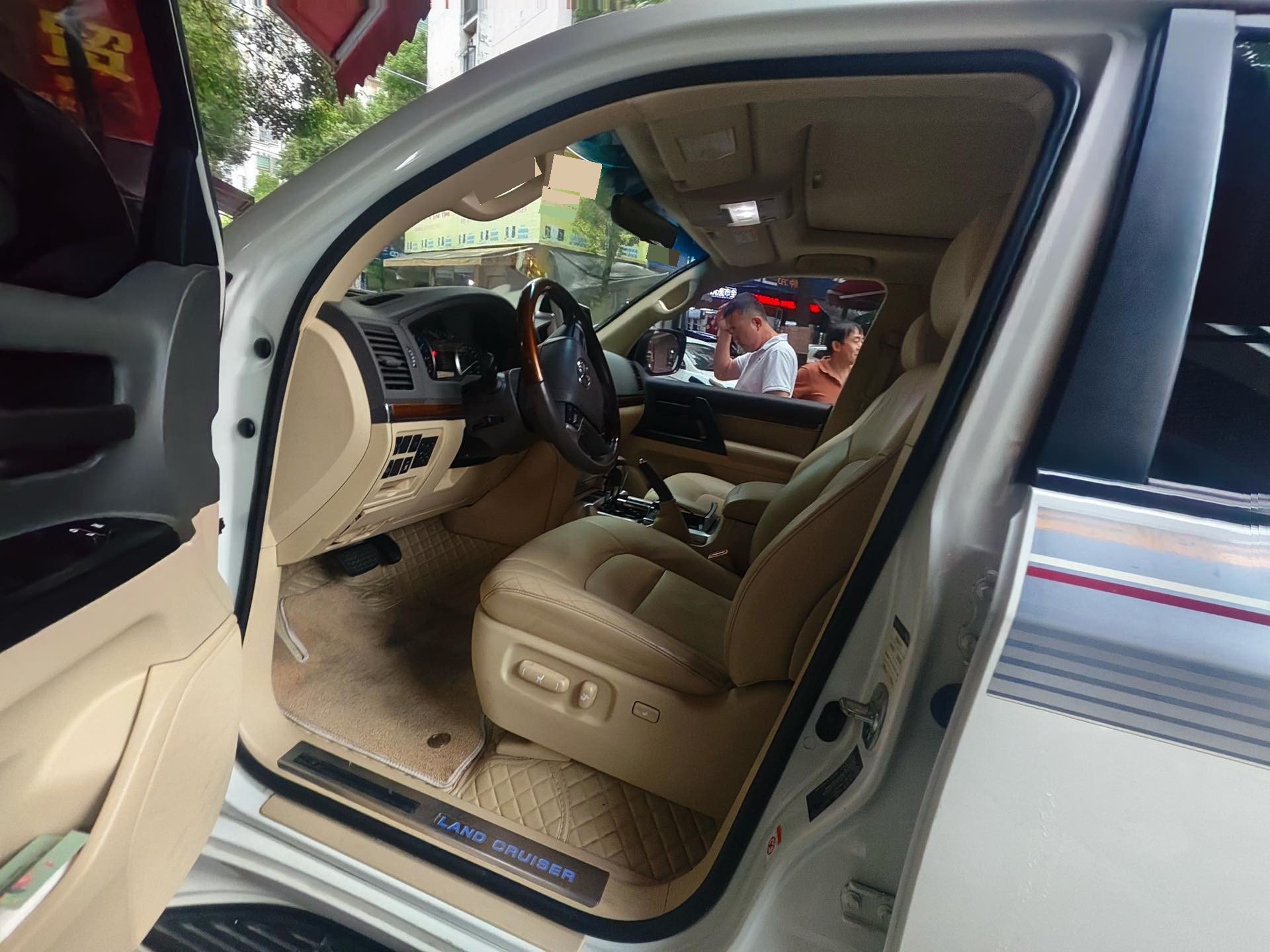 Toyota Land Cruiser (Import) 2018 Land Cruiser 4.6L Parallel Import