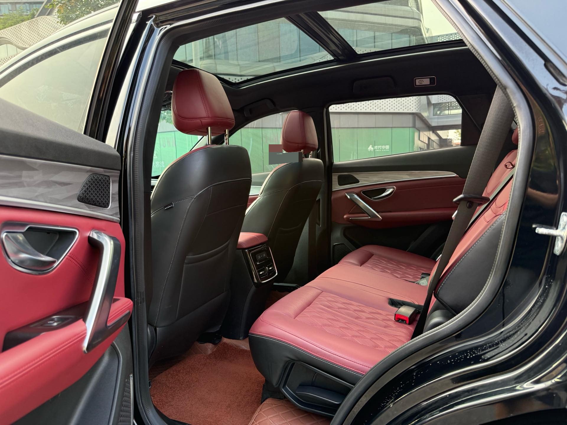 捷途 2023款 X70 PLUS 1.6T 强者5座