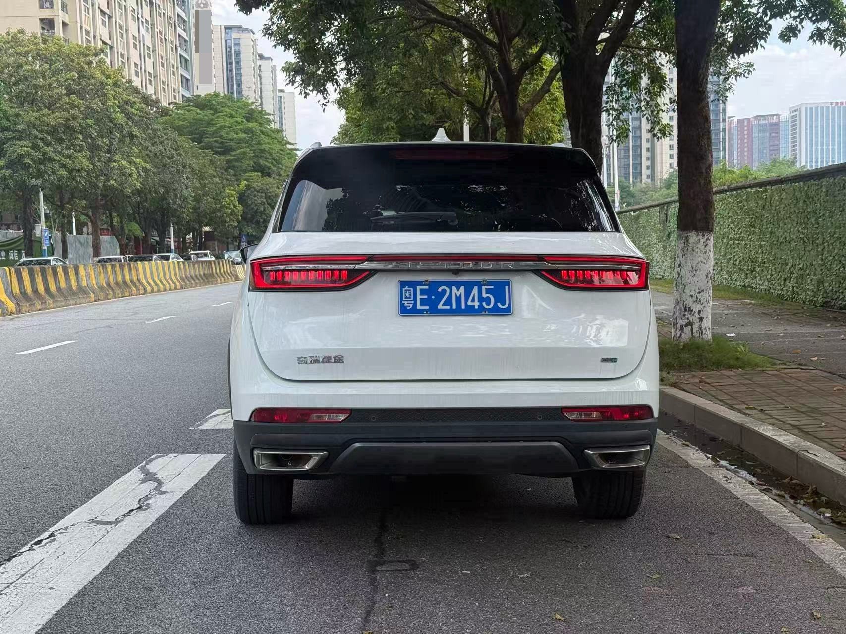 JETOUR 2023 X90 PLUS 1.6TD Flat Layer + 5 Seats
