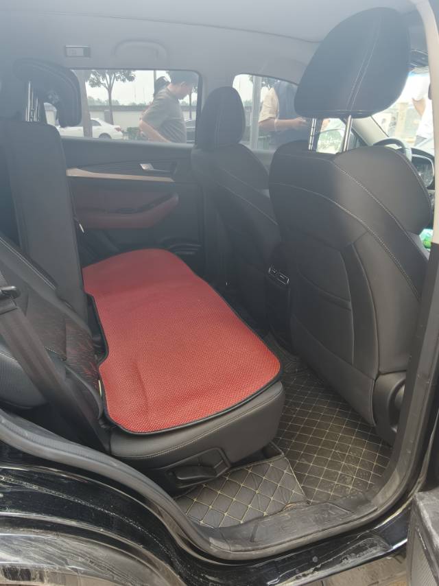 JETOUR 2023 X70 1.5T Beyond PRO 7-Seater