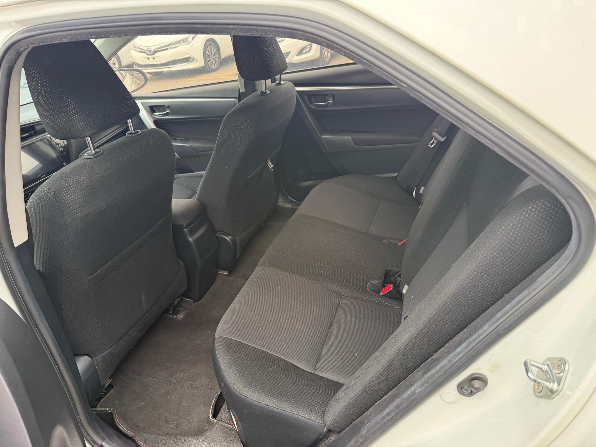Toyota 2017 Levin Twin Engine 1.8H CVT GS Elite Sunroof Edition (Facelift)
