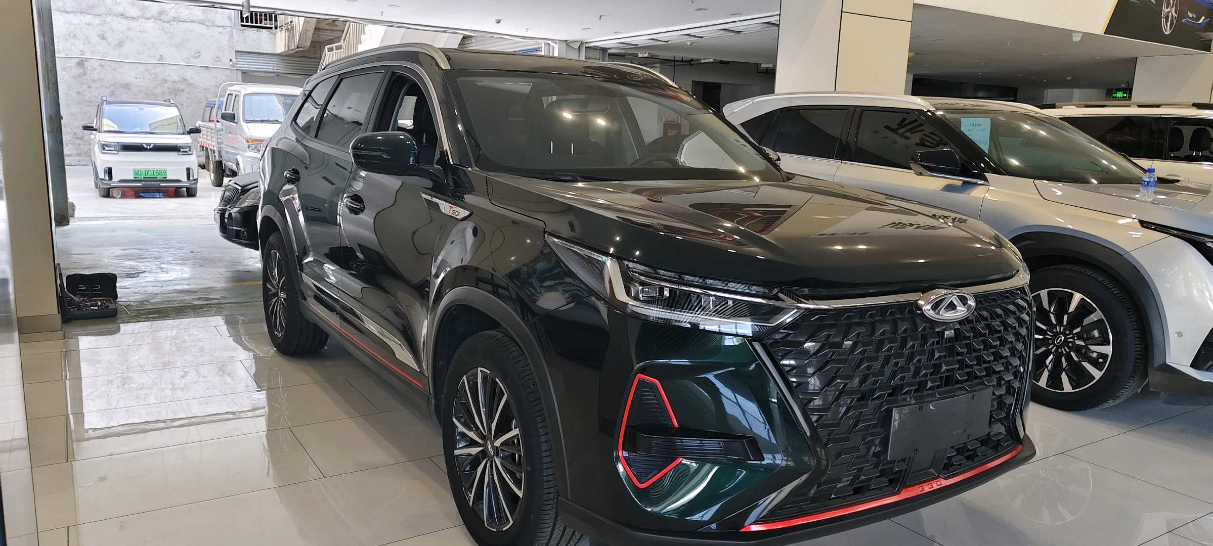 奇瑞 2022款 瑞虎8 PRO 1.6T 290T 两驱天穹版5座